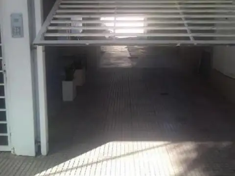 VENTA-COCHERA-PARQUE AVELLANEDA