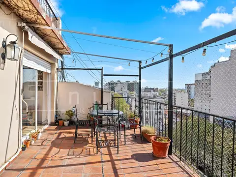 Villa Crespo Venta 3 ambientes piso alto Terraza muy luminoso   balcón