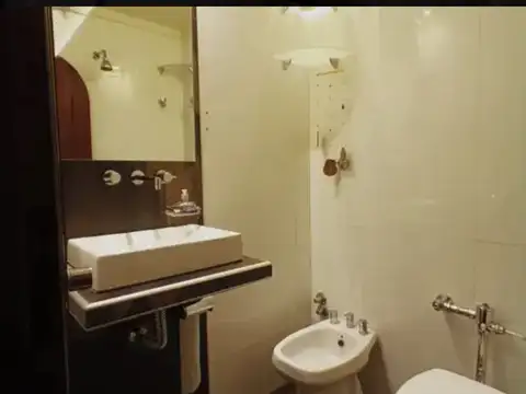 Depto Tipo Casa 4 ambientes con 2 baños