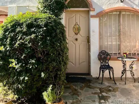 Depto Tipo Casa en Venta de 4 ambientes