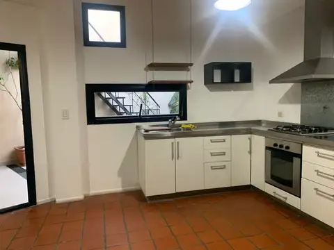 Depto Tipo Casa en Venta en Ramos Mejia Sur, USD 140.000