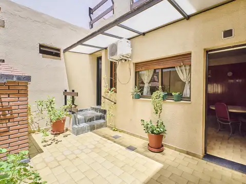 Depto Tipo Casa en Venta de 4 dormitorios