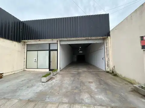 Galpón de 250 m² con entrada para camión!