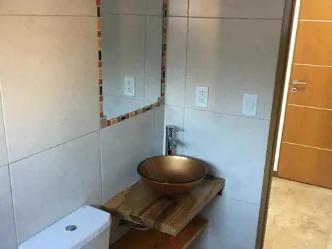 Depto Tipo Casa en Alquiler de 1 dormitorio