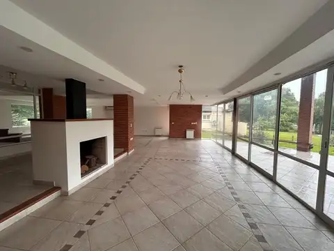 Casa en Alquiler en Yerba Buena, USD 1.700