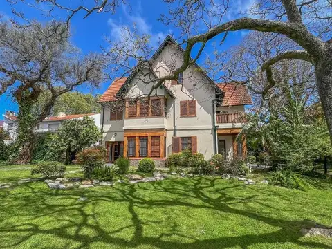 Casa  en Alquiler en Martínez, San Isidro, G.B.A. Zona Norte