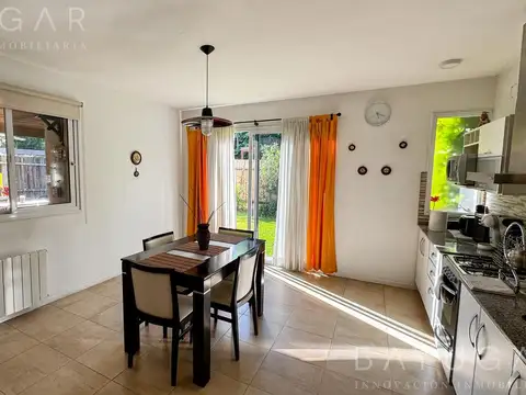 Venta Casa - California Village - Pilar
