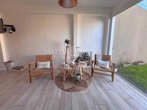 Casa 4 ambientes con 3 baños