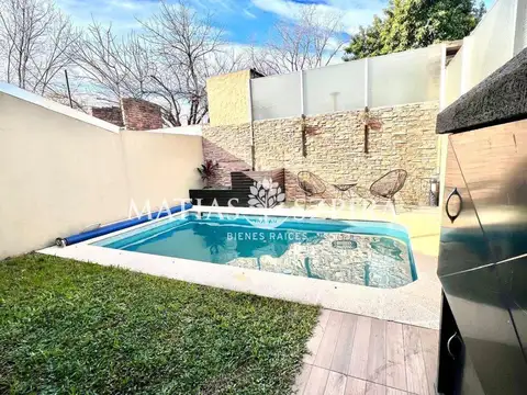 Casa 4 AMBIENTES en Condominio Cerrado en Hurlingham