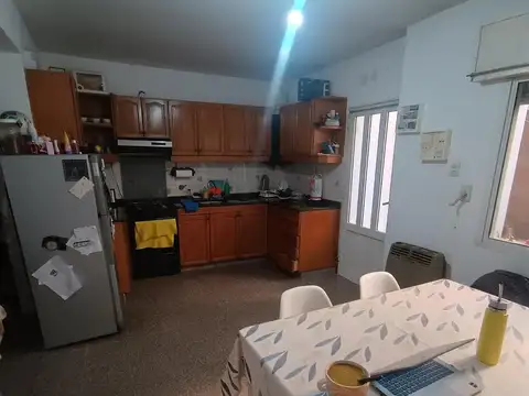 Casa 3 ambientes con 2 baños