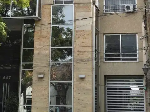 Oficinas y cocheras en venta en Av Sarmiento al 300