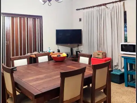 Casa 3 ambientes con 1 baño