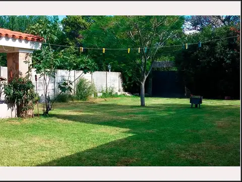 OPORTUNIDAD  SAN JORGE 642 CASA 2 DORM. Brrio LOS NARANJOS