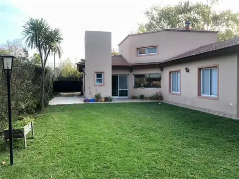 Casa en Venta en Las Lomadas, USD 175.000
