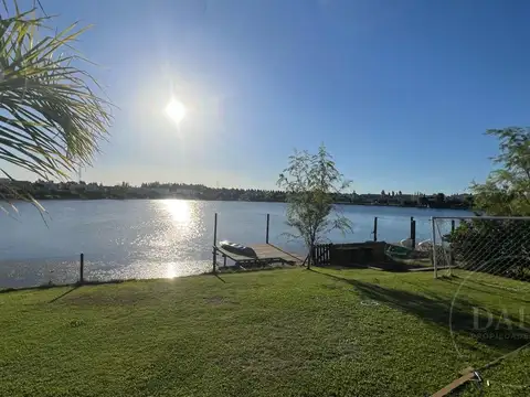 Casa en Venta a La Laguna Barrio San Gabriel. Villanueva