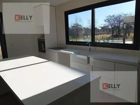 Casa en Venta al Suroeste