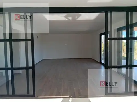 Casa | Venta | Financiación  | 6 amb. | BC Tilbury | Pilara