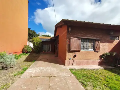 VENTA CASA 3 AMB ALTO CAMET