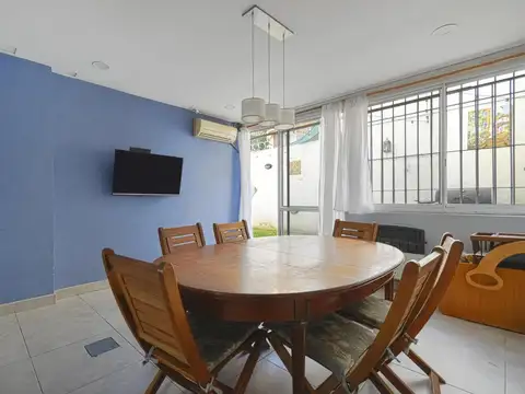 Venta PH 5 Ambientes con Patio en Saavedra