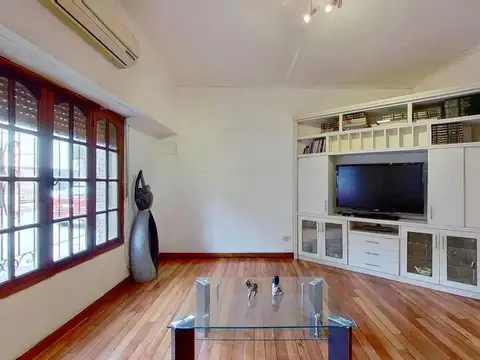 Venta Ph al frente Belgrano Chico 5 ambientes patio y terraza sin expensas
