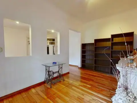 Depto Tipo Casa 5 ambientes con 2 baños