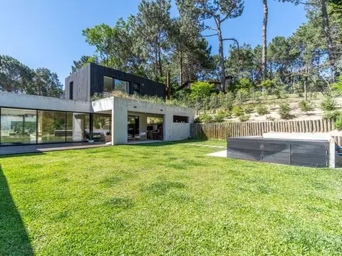 Alquiler anual 3 dorm Punta Ballena Barrio Privado