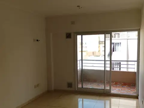 Departamento en Alquiler en Mataderos, $ 850.000