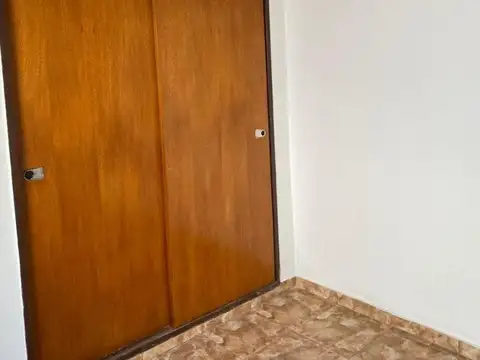 Depto Tipo Casa en Alquiler en La Reja, $ 410.000