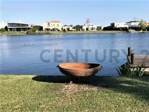 Aristóbulo del Valle 51500