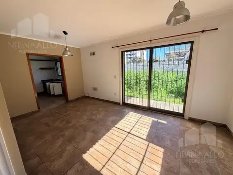 Casa en Alquiler en San Antonio de Padua, $ 1.700.000