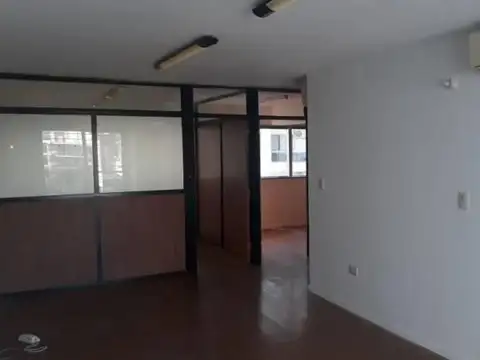 Montevideo 2420 , Piso 6