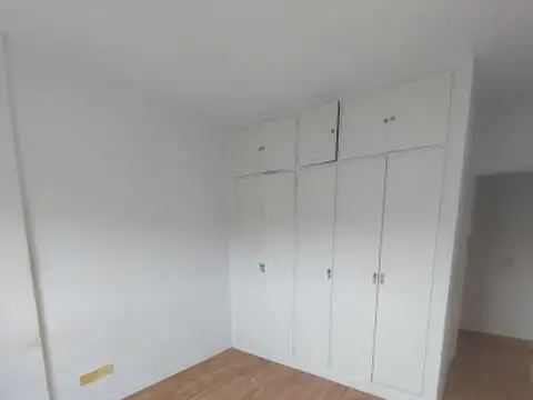 Colegiales, Santos Dumont 2700, piso 10, 3 amb, 70m2, $ 875,000 + expensas + servicios + ABL *...