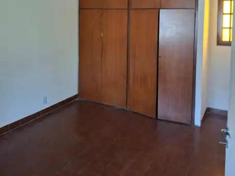 Depto Tipo Casa en Alquiler de 1 dormitorio