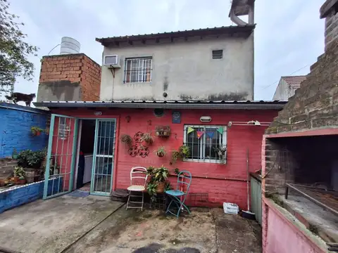 Depto Tipo Casa en Venta con 2 cocheras
