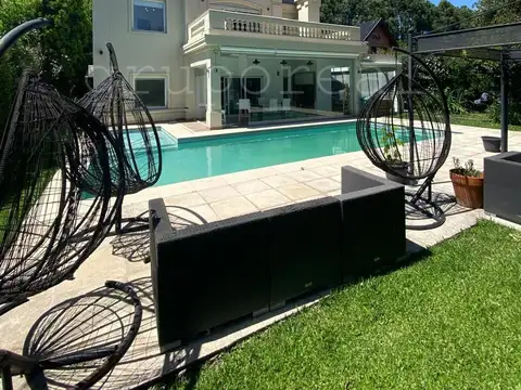 Casa en Venta de 5 dormitorios