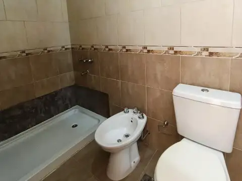 DEPARTAMENTO 2 AMBIENTES. EXCELENTE UBICACION