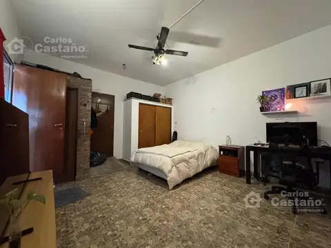 Casa multifamiliar ideal para vivienda   renta! Venta en block de 2 casas con jardín