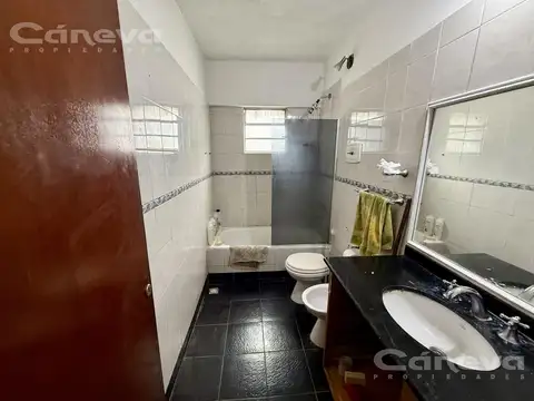 Depto Tipo Casa en Venta de 4 dormitorios