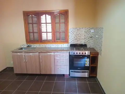 Depto Tipo Casa en Alquiler de 3 ambientes