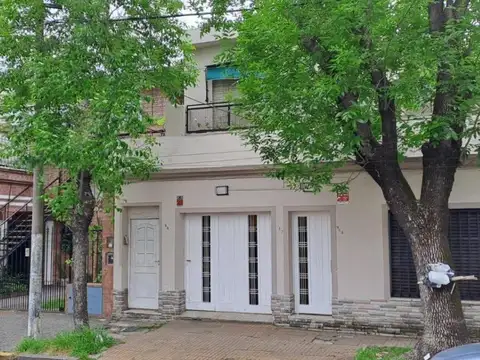 Depto Tipo Casa en Venta de 2 ambientes