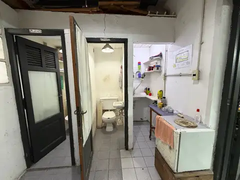 Local en Venta en Chacarita, USD 230.000