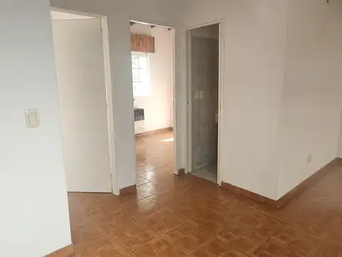 Depto Tipo Casa en Alquiler de 2 dormitorios