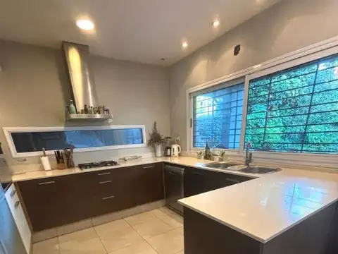 Hermosa Casa en la mejor zona de Ituzaingó 