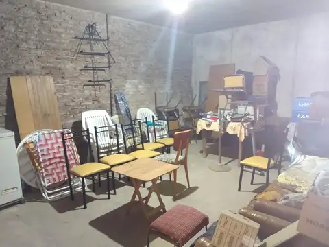 Casa  en venta en Isidro Casanova