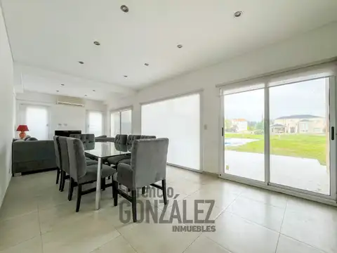 Casa en Venta de 4 dormitorios