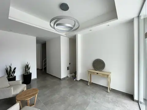 Departamento en Alquiler en Temperley, $ 750.000