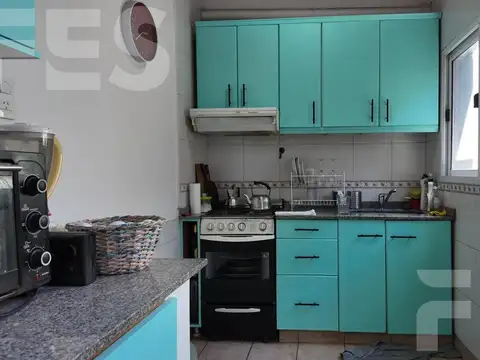 Depto Tipo Casa en Venta 40 años