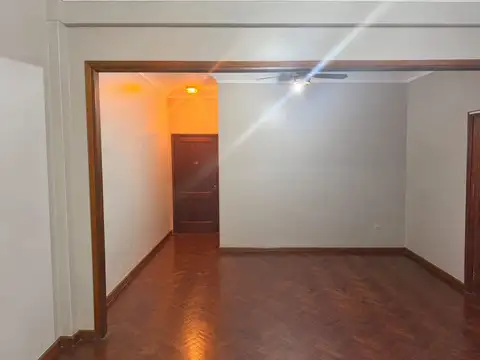 Bahía Blanca 2400, Piso 2