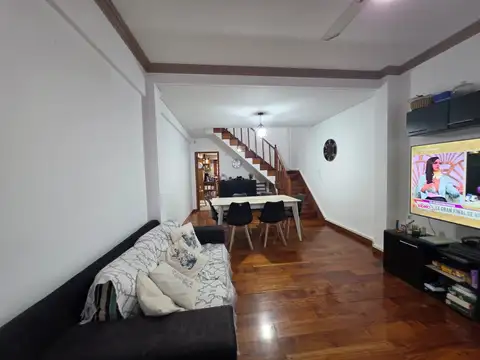 Depto Tipo Casa en Venta de 3 dormitorios