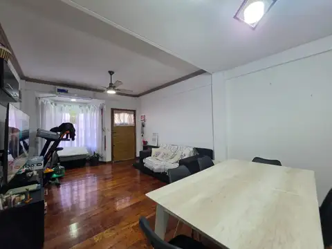 Depto Tipo Casa en Venta con 3 cocheras